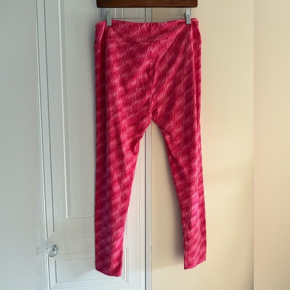 LuLaRoe Love Leggings Tall & Curvy pink Valentines themed - Picture 2 of 6